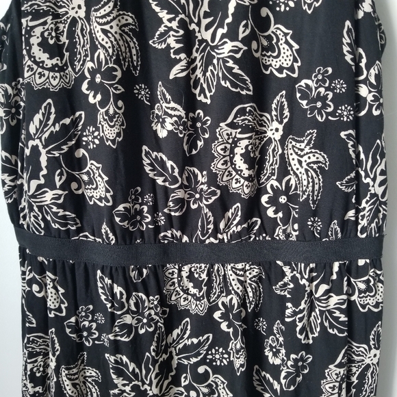 Ann Taylor LOFT Sleeveless Midi Dress Black & White Floral Size S - Picture 4 of 12